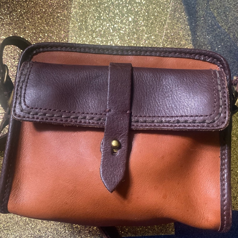 MADEWELL ALL-WEATHER LEATHER PUMPKIN BROWN CAMERA CROSSBODY Bag LMTD RARE LOVELY - Picture 2 of 15